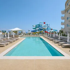 Ξενοδοχείο Sunrise Oasis & Waterpark, Πρωταράς